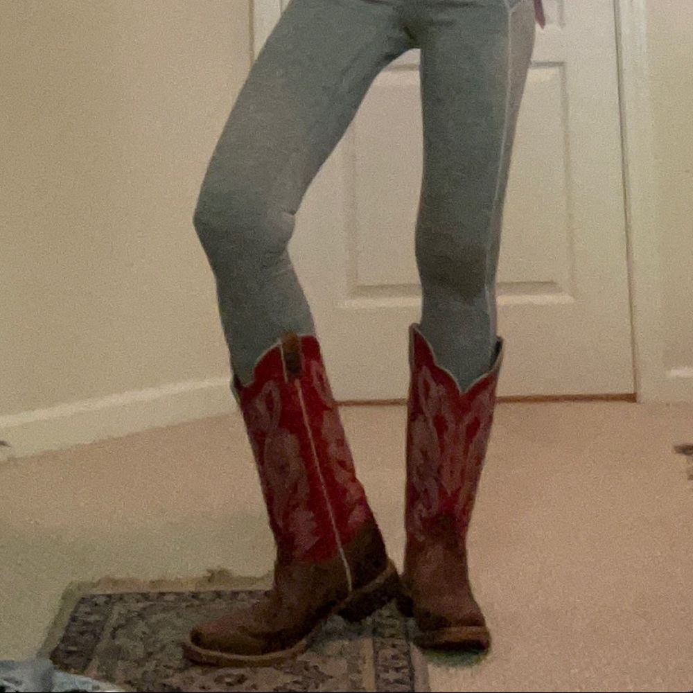 Justin Cowboy Boot size 10B